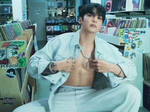 Jung Kook (BTS) quyến rũ "đốt mắt" trong lần trở lại cùng Calvin Klein Spring 2026