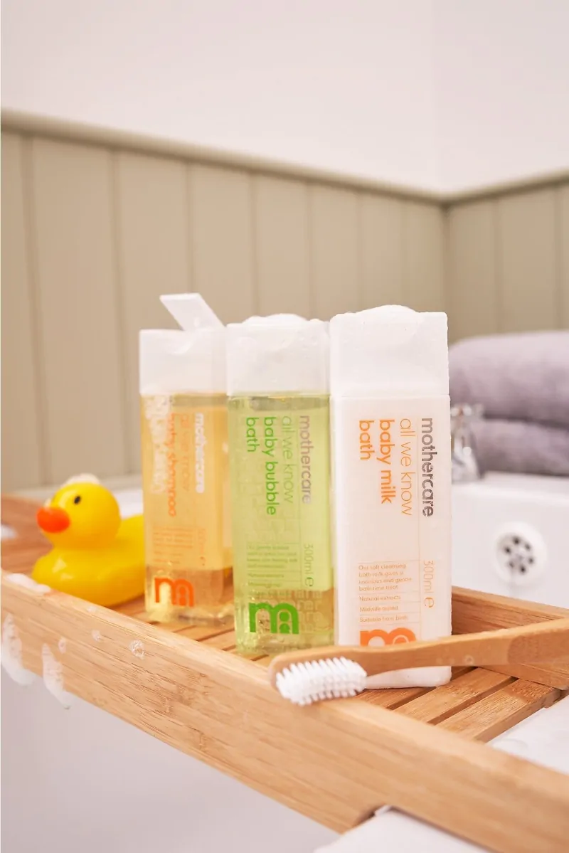 Tặng quà dầu gội đầy tháng - Lựa chọn những thương hiệu uy tín để bảo vệ và chăm sóc bé an toàn